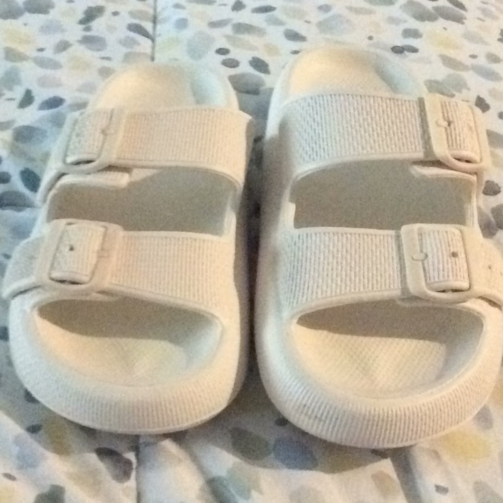 Rubber sandals